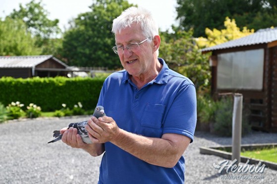 N° 1 : Bernard VAN RENTERGHEM de Pipaix ( B)